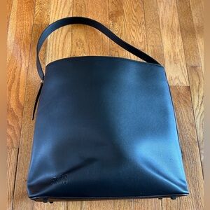 Beis Essential Tote in Black